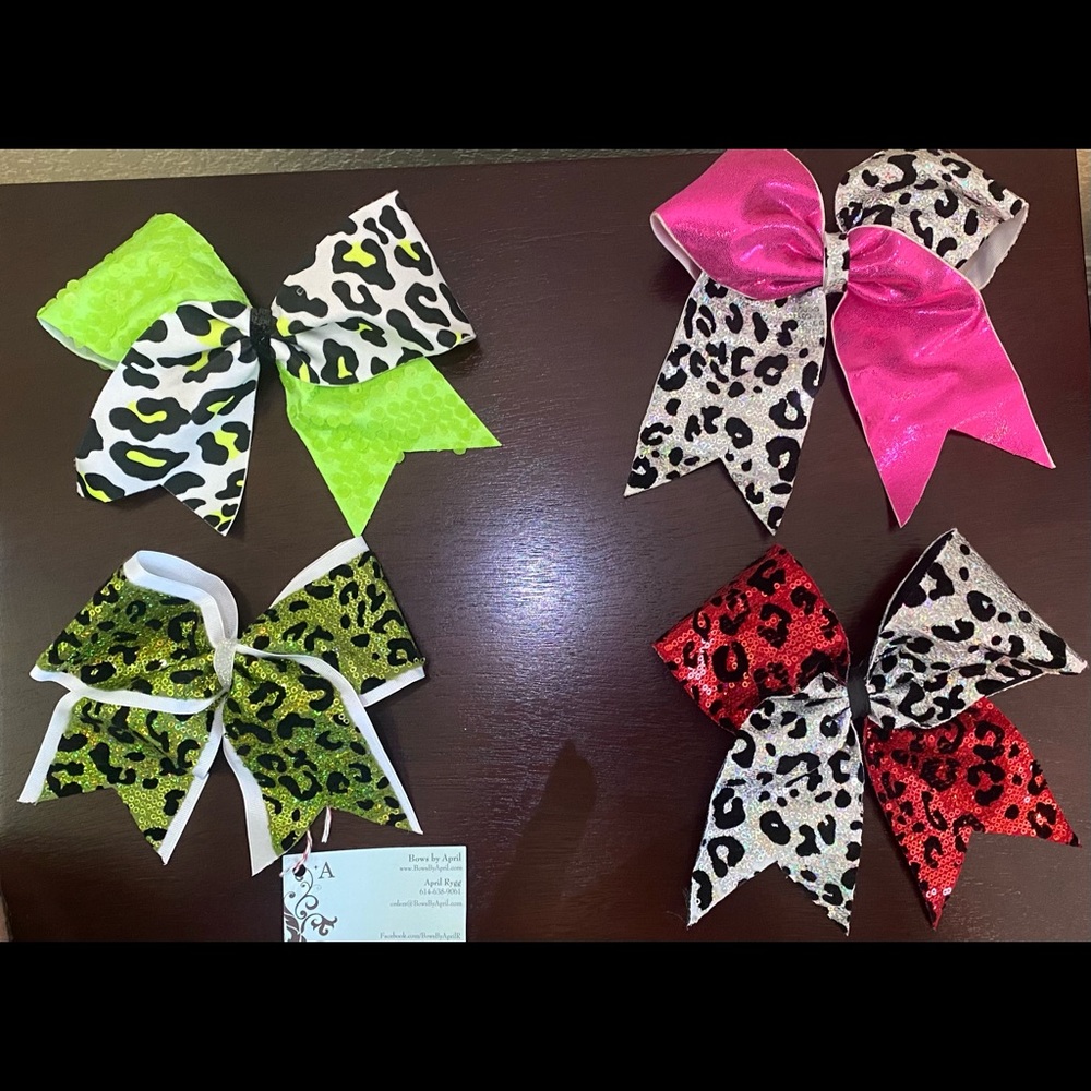 Cheetah Print Cheer Bow Set